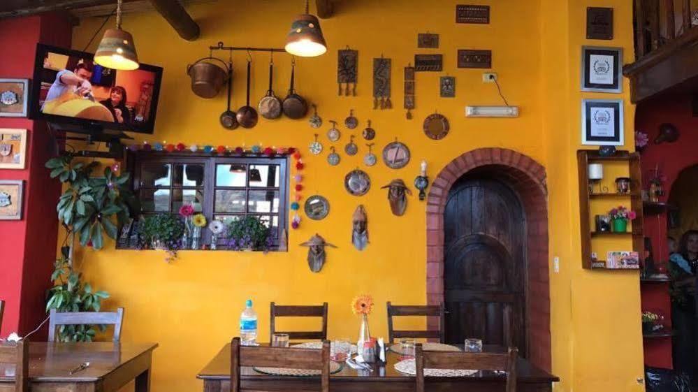 La Casa De Barro Lodge & Restaurant Chincheros  Εξωτερικό φωτογραφία